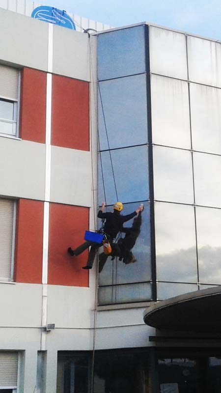 vertik travaux acrobatiques nettoyage